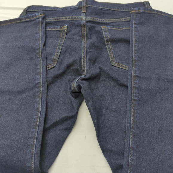 Amazon Essentials Jeans Boot Cut - Picture 2 of 3